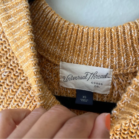 Preloved sweater - Picture 5 of 6